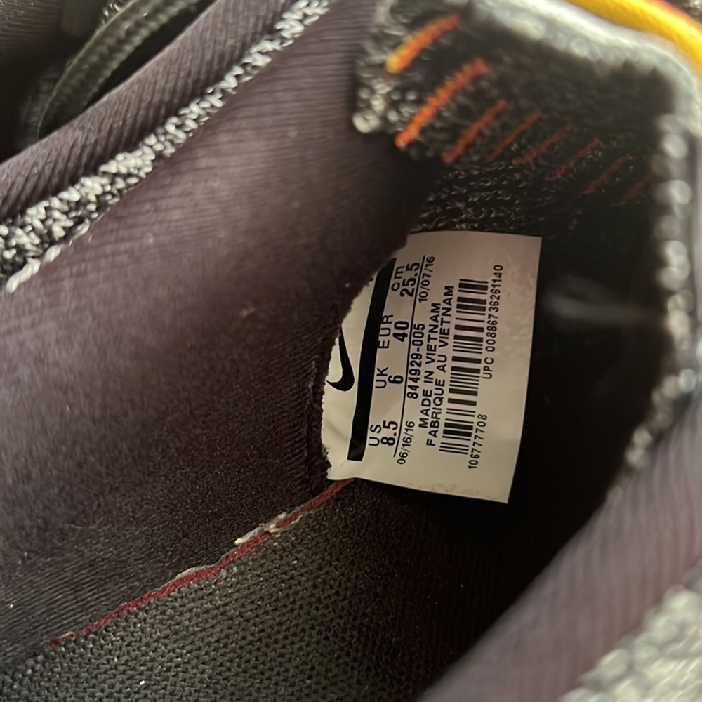 Nike Trainers - Picture 7 of 9